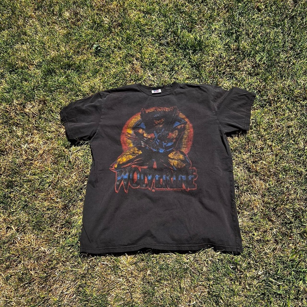 Brown Junk Food Wolverine tee rarely worn good condition